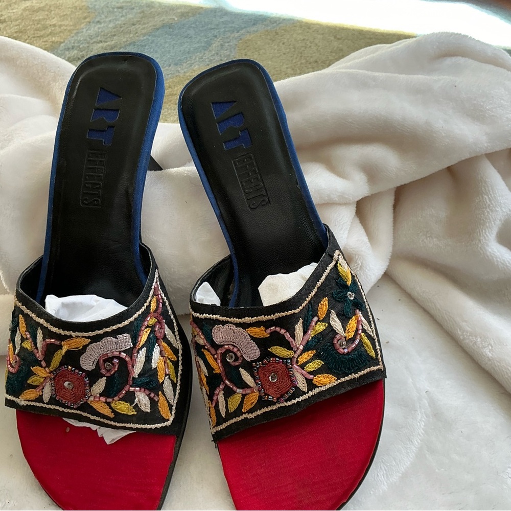 Embroidered Open-Toed Mules